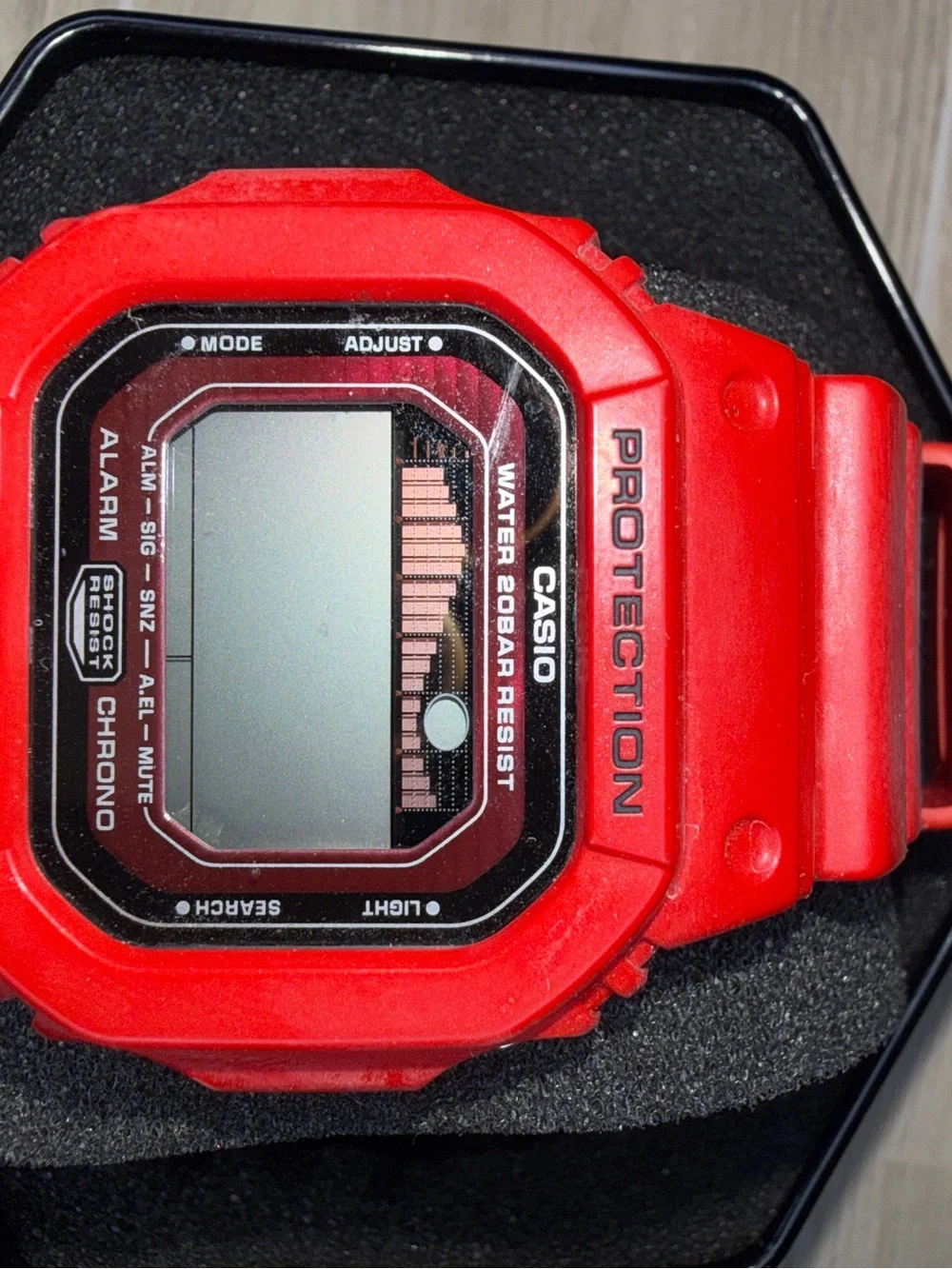 Vintage 2010 Casio G-Shock Digital Sports Watch - Red